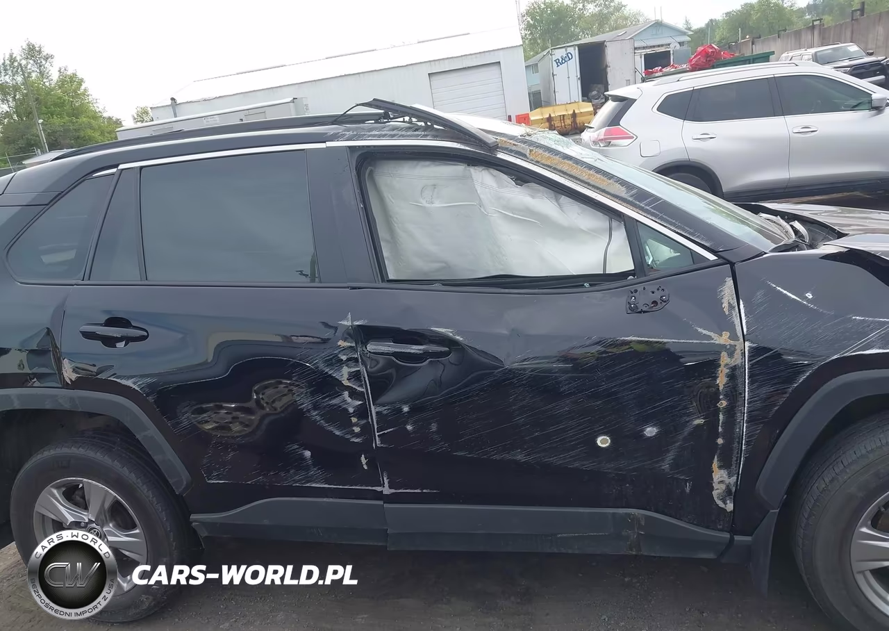 2024 Toyota Rav4 Xle VIN:2T3P1RFV9RW424028 - 13