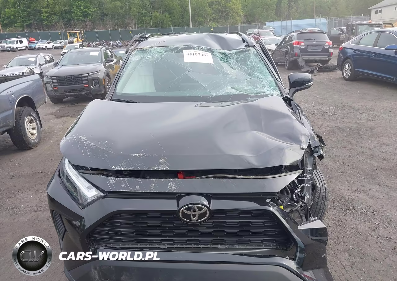 2024 Toyota Rav4 Xle VIN:2T3P1RFV9RW424028 - 6