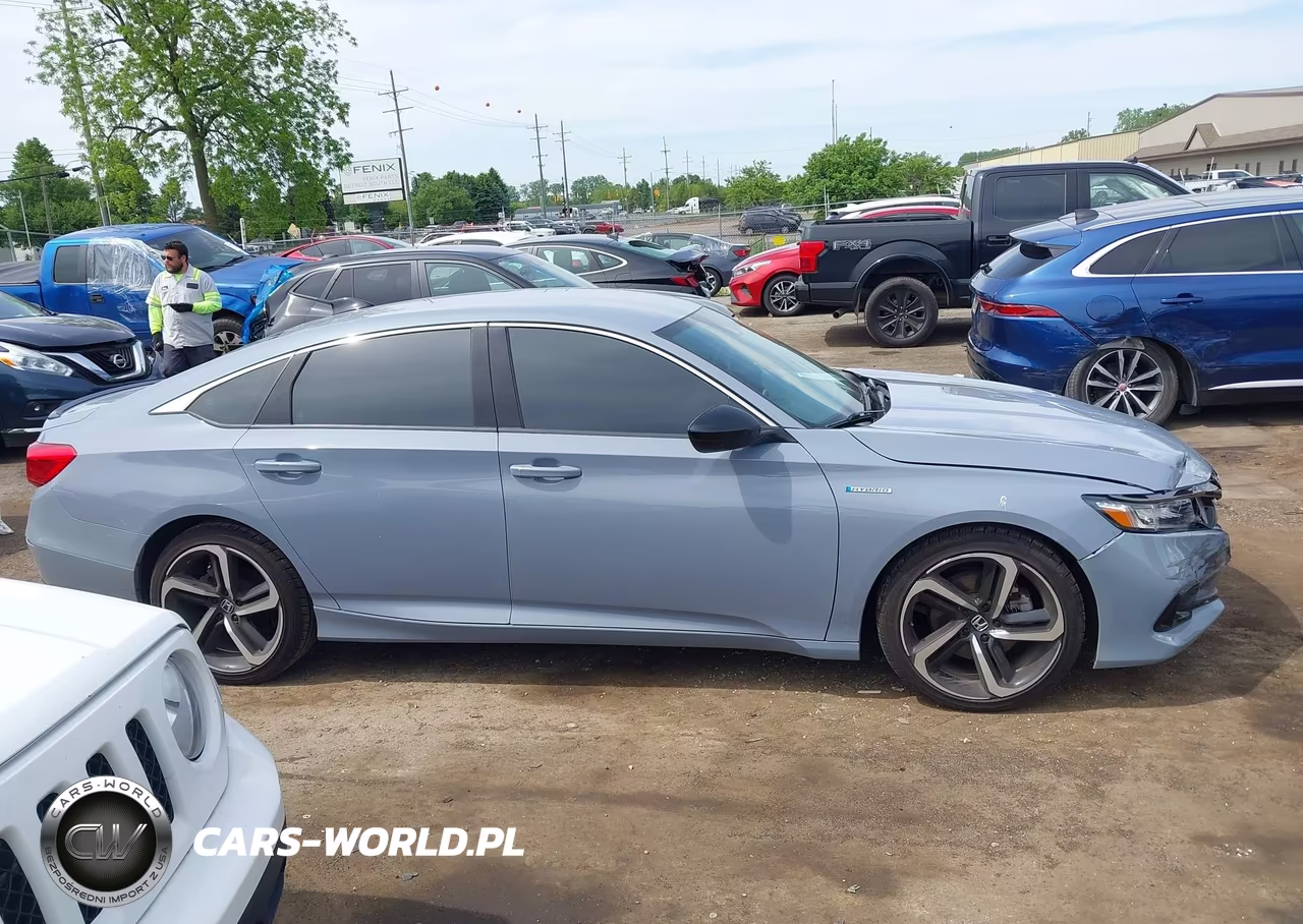 2022 Honda Accord Hybrid Sport VIN:1HGCV3F23NA012834 - 13