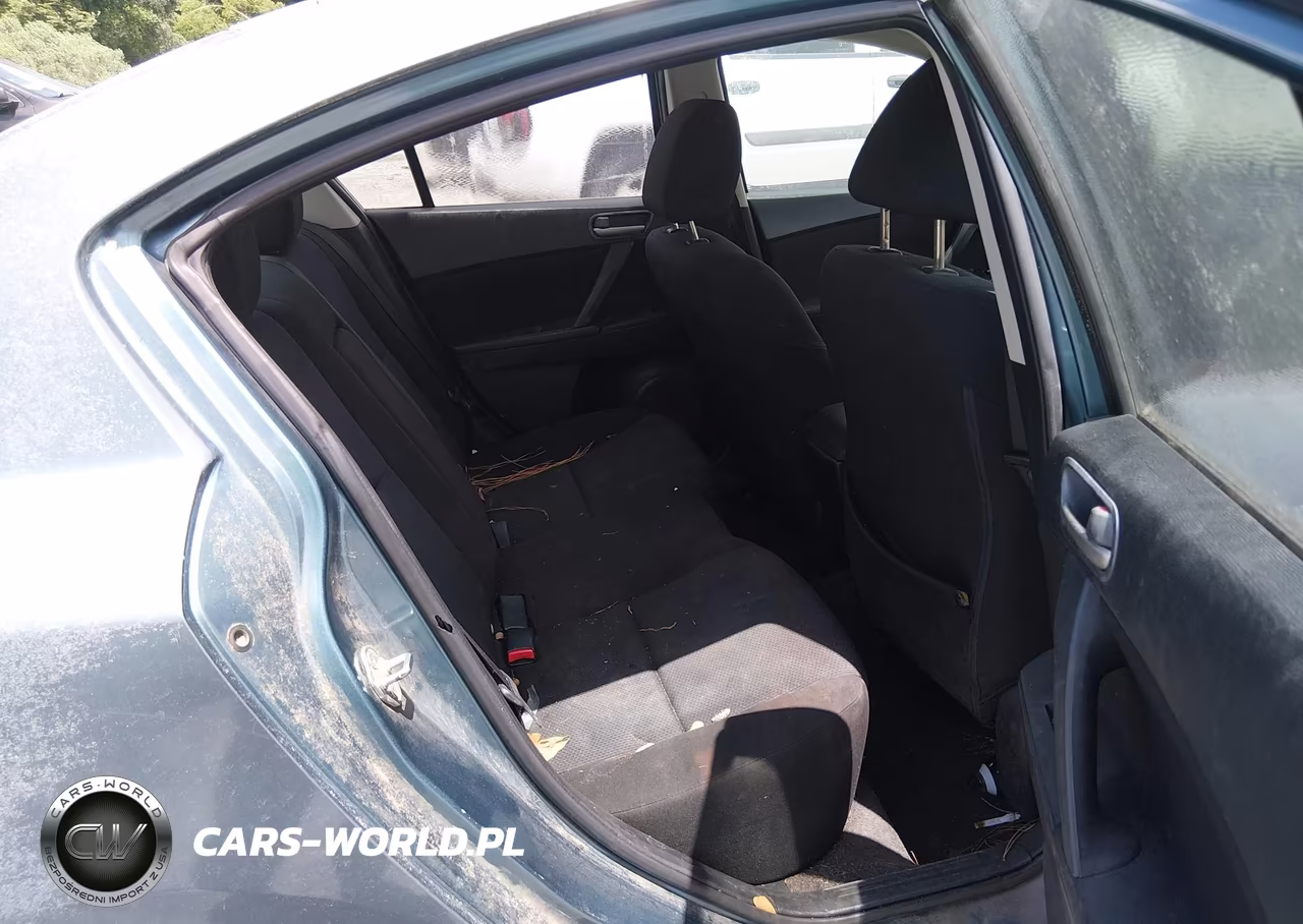 2011 Mazda Mazda3 I Touring VIN:JM1BL1VF9B1442789 - 8