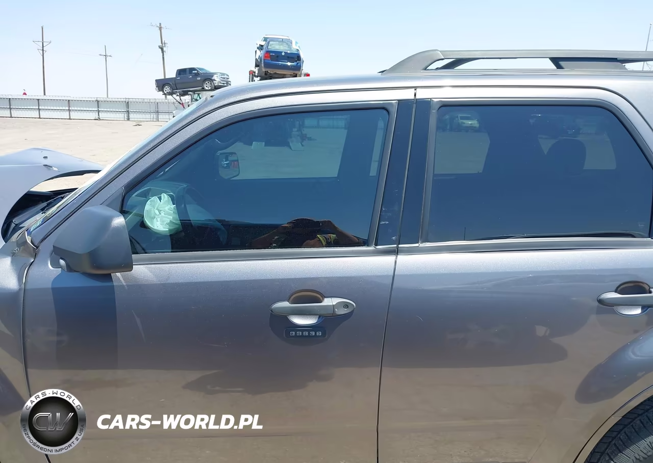 2009 Ford Escape Xlt VIN:1FMCU93G49KB78991 - 14