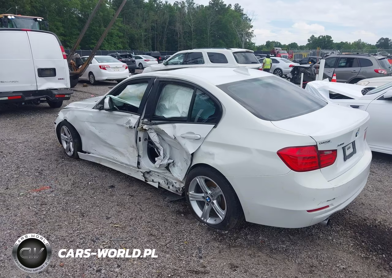 2015 BMW 320I xDrive VIN:WBA3C3G52FNT51265 - 3