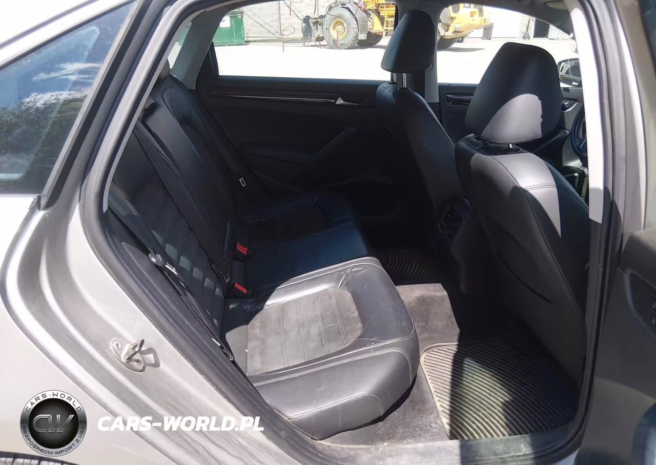 2014 Volkswagen Passat 2.0L Tdi Sel Premium VIN:1VWCN7A33EC096922 - 8