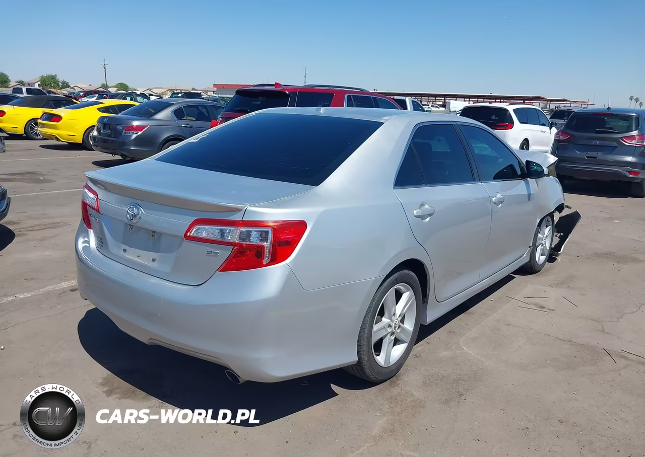 2012 Toyota Camry Se VIN:4T1BF1FKXCU061936 - 4
