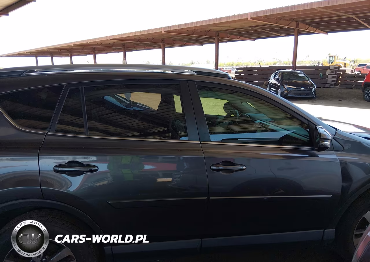 2018 Toyota Rav4 Xle VIN:JTMWFREV5JJ187071 - 13