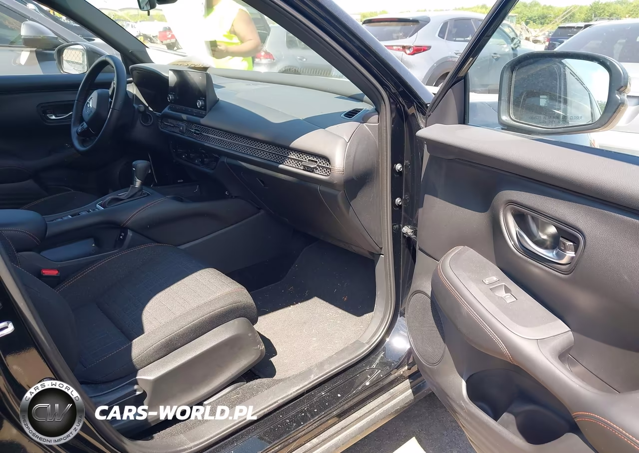 2025 Honda Hr-V Awd Sport VIN:3CZRZ2H50SM797255 - 5