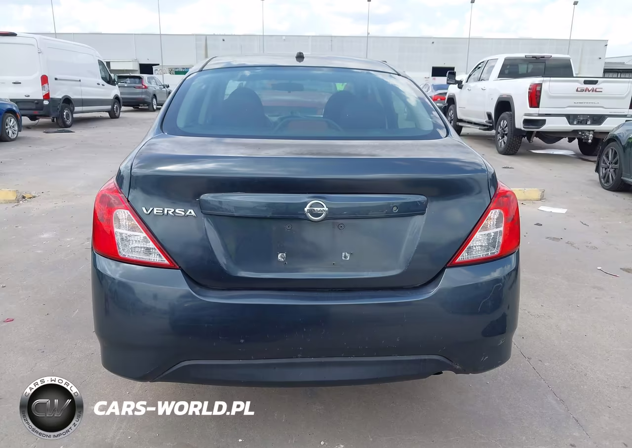 2016 Nissan Versa 1.6 S VIN:3N1CN7AP8GL818577 - 17