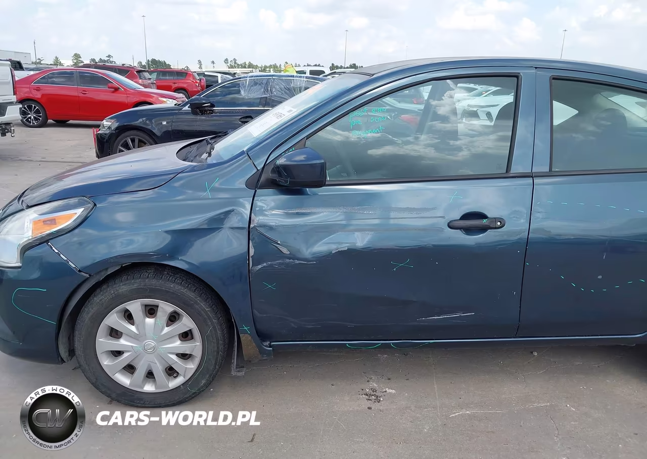 2016 Nissan Versa 1.6 S VIN:3N1CN7AP8GL818577 - 6