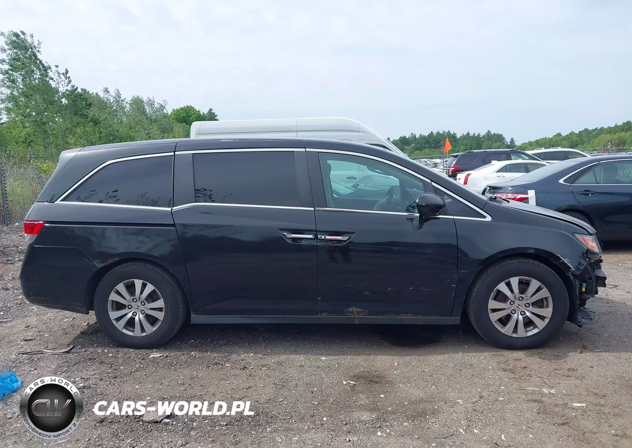 2016 Honda Odyssey Se VIN:5FNRL5H39GB075933 - 14