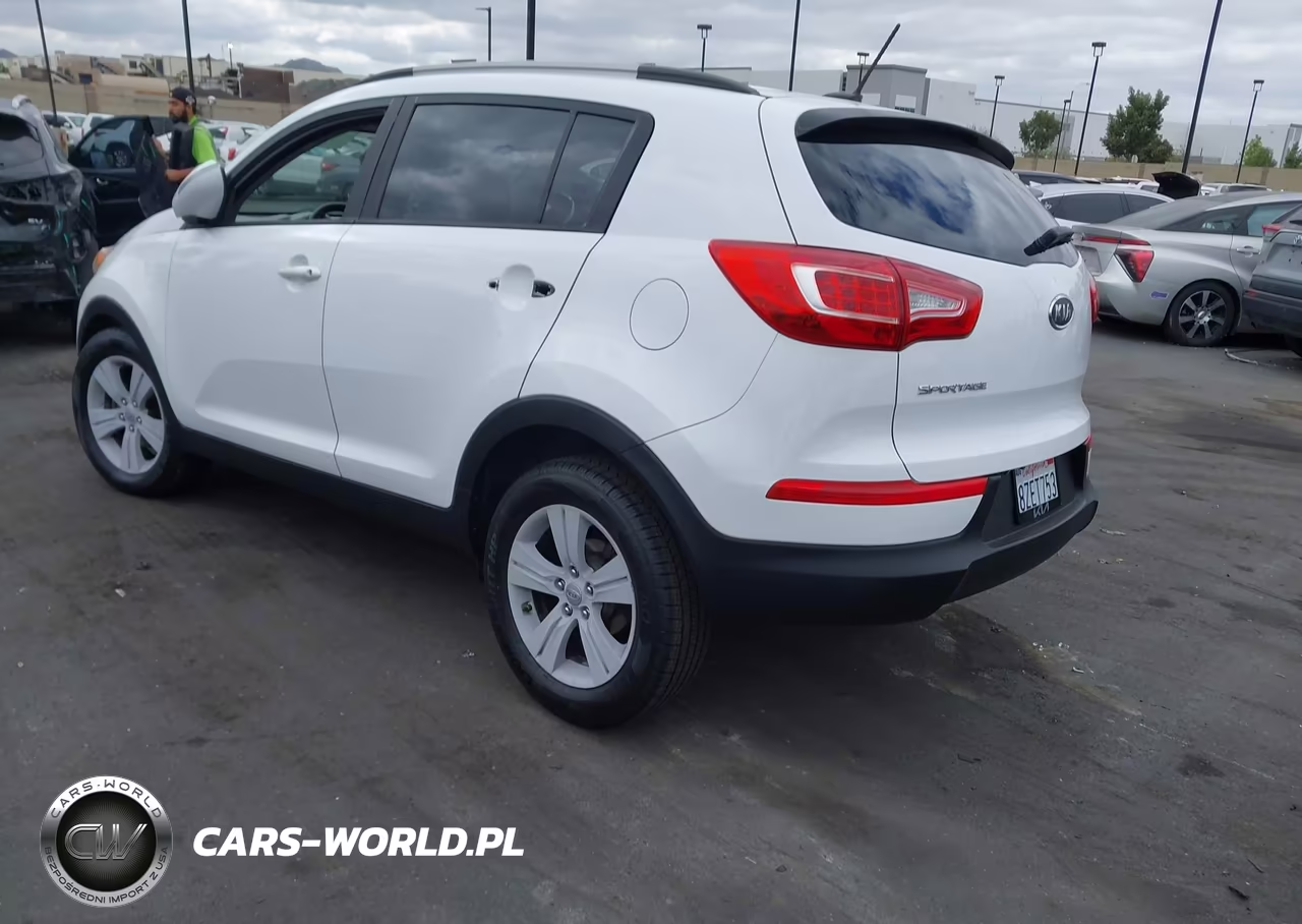 2011 Kia Sportage Lx VIN:KNDPB3A26B7031158 - 3
