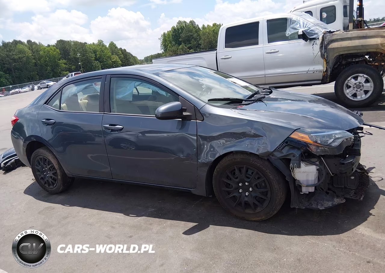 2018 Toyota Corolla Le VIN:2T1BURHE1JC995543 - 14