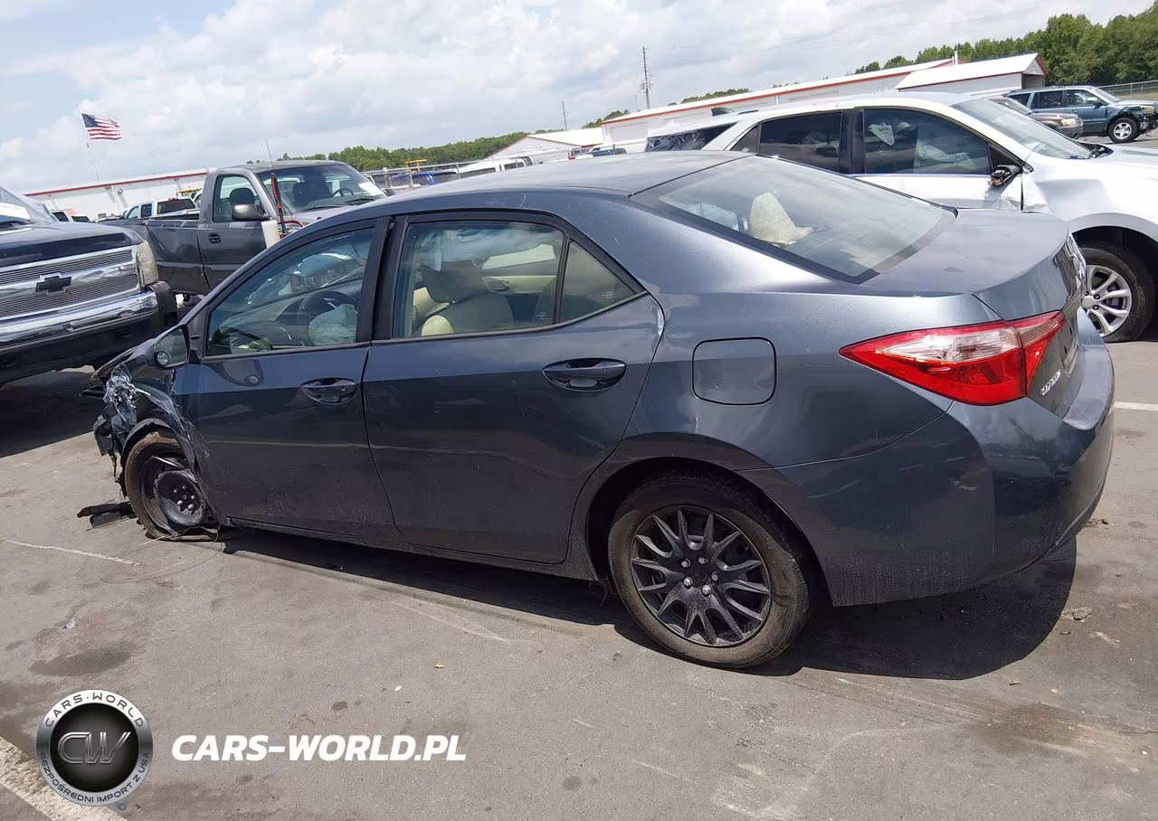 2018 Toyota Corolla Le VIN:2T1BURHE1JC995543 - 15