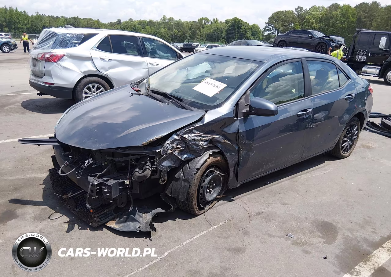 2018 Toyota Corolla Le VIN:2T1BURHE1JC995543 - 2