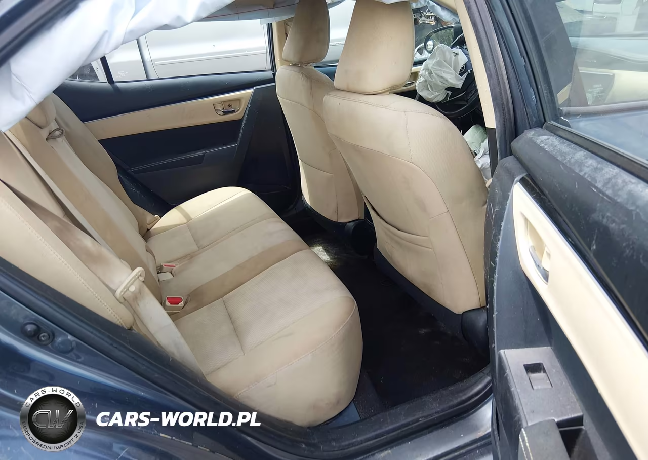 2018 Toyota Corolla Le VIN:2T1BURHE1JC995543 - 8