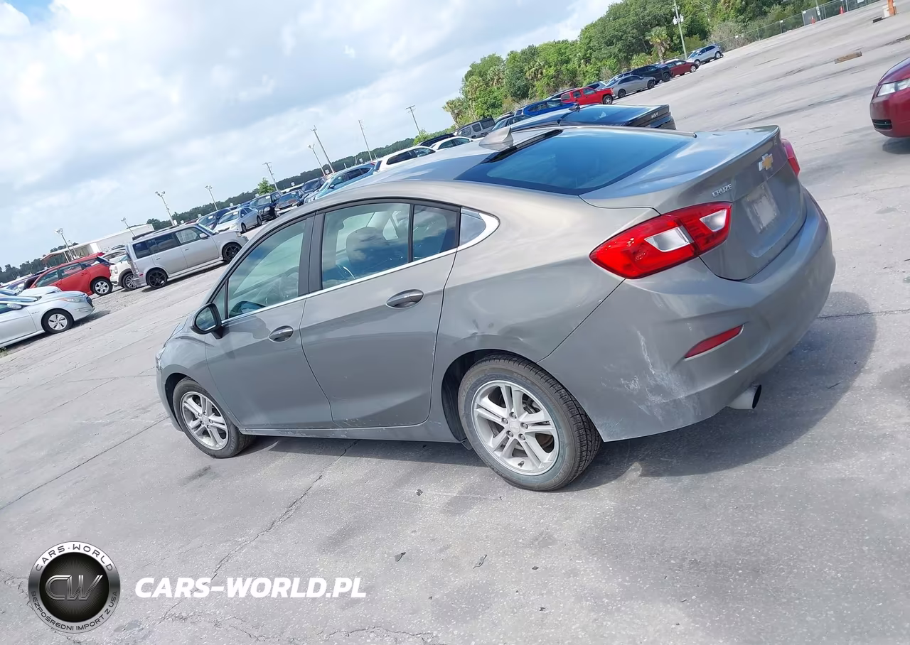 2018 Chevrolet Cruze Lt Auto VIN:1G1BE5SM8J7244309 - 15