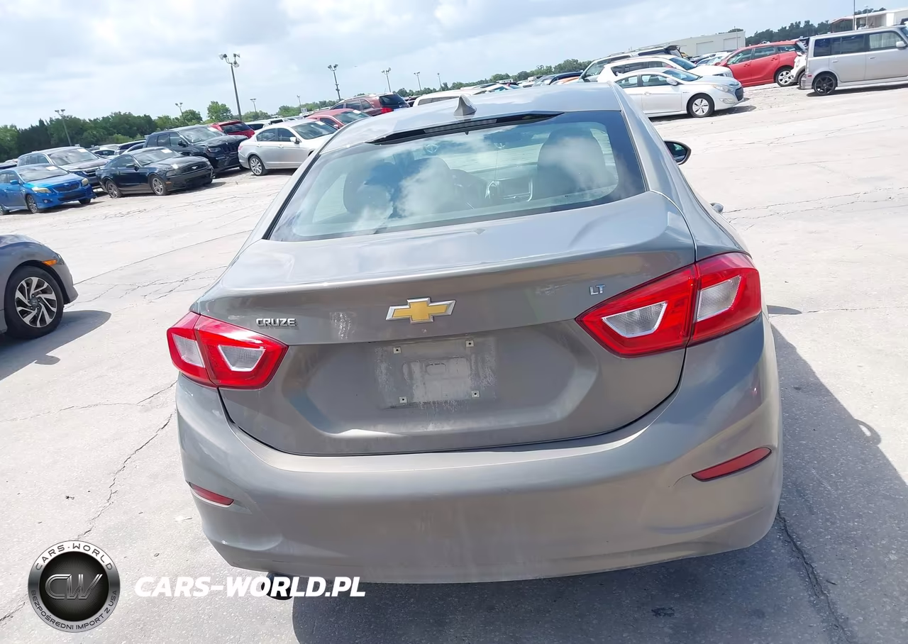 2018 Chevrolet Cruze Lt Auto VIN:1G1BE5SM8J7244309 - 17