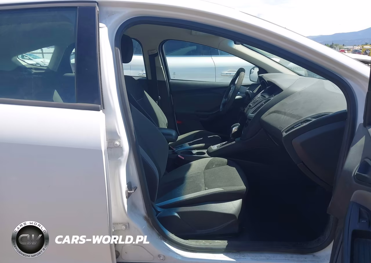 2012 Ford Focus Se VIN:1FAHP3K23CL330772 - 5