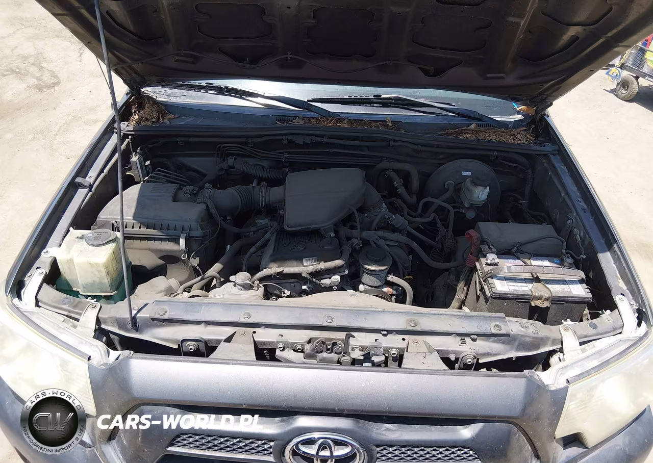 2014 Toyota Tacoma VIN:5TFNX4CN0EX032736 - 10