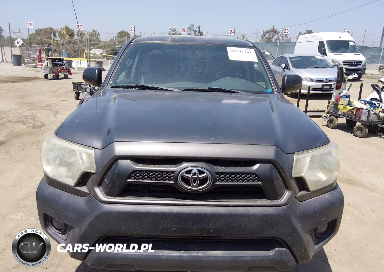 2014 Toyota Tacoma VIN:5TFNX4CN0EX032736 - 12