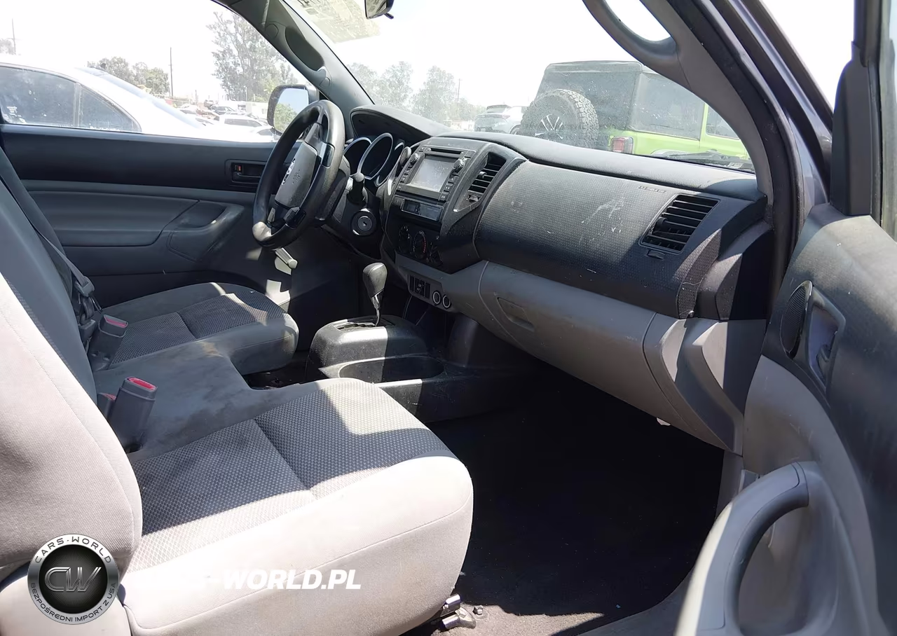 2014 Toyota Tacoma VIN:5TFNX4CN0EX032736 - 5