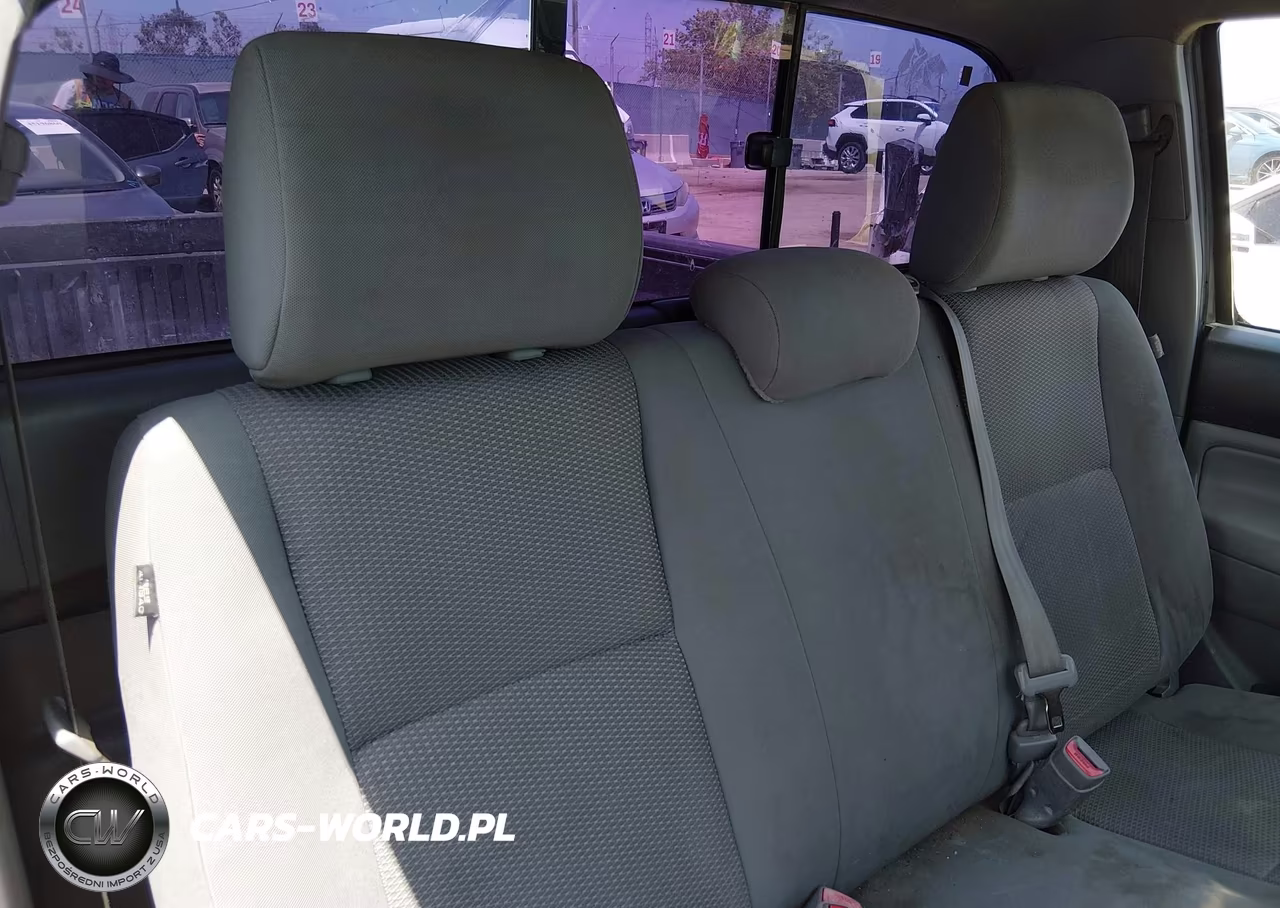 2014 Toyota Tacoma VIN:5TFNX4CN0EX032736 - 8