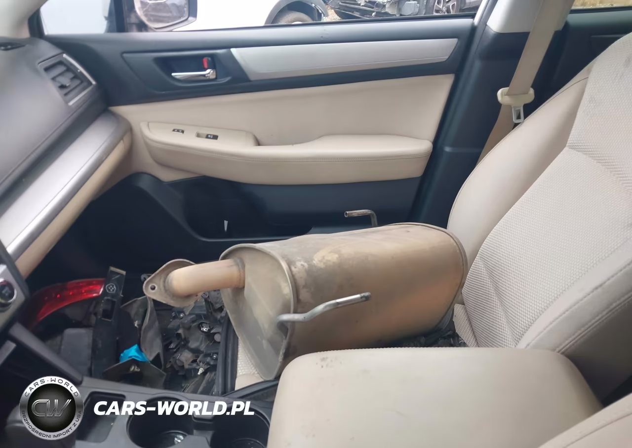 2015 Subaru Outback 2.5I Premium VIN:4S4BSBCC4F3232754 - 18