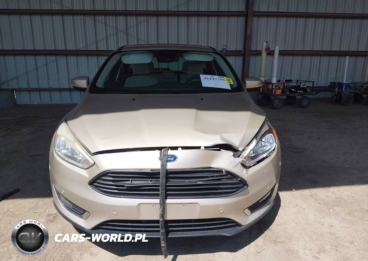 2017 Ford Focus Titanium VIN:1FADP3N25HL240461 - 12