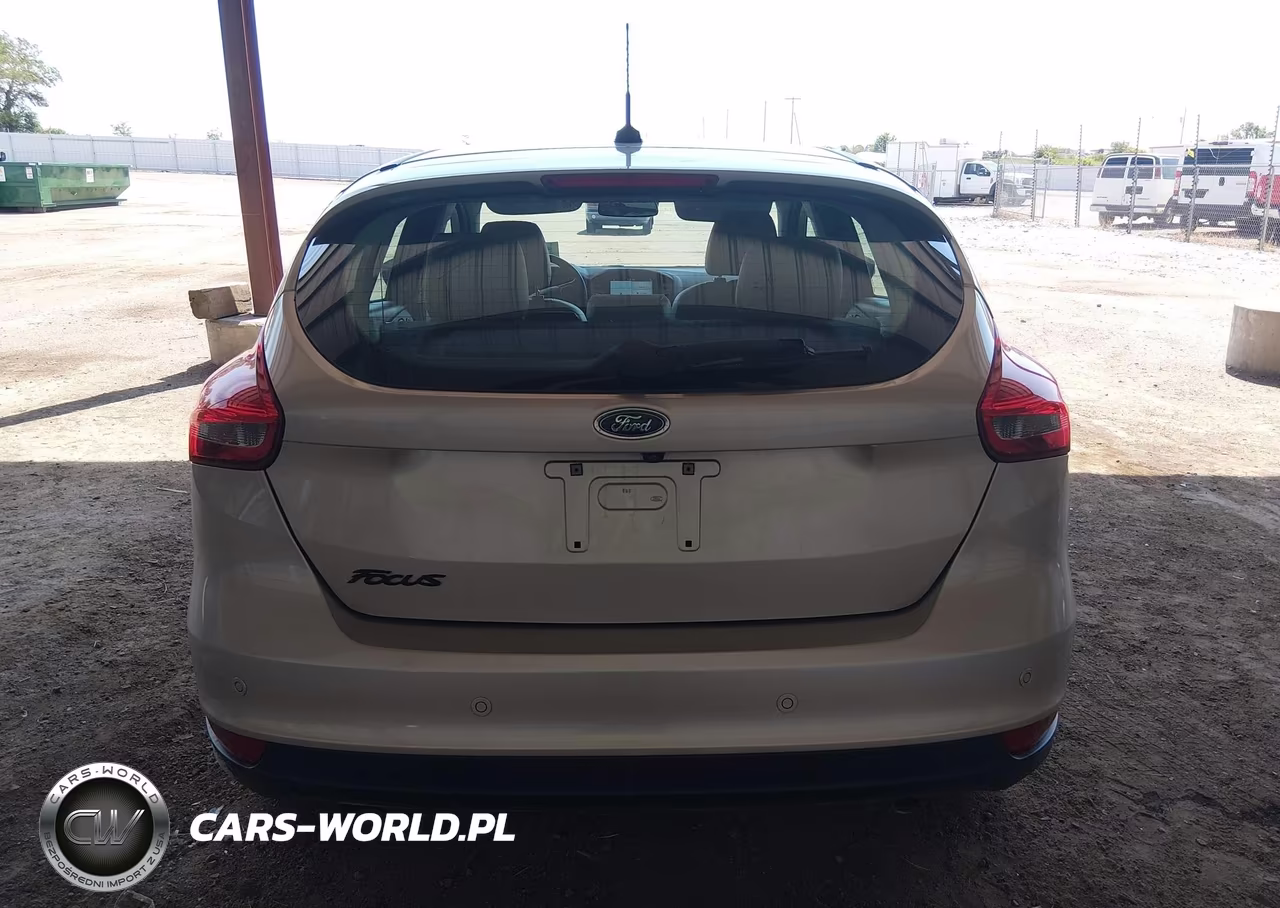 2017 Ford Focus Titanium VIN:1FADP3N25HL240461 - 16