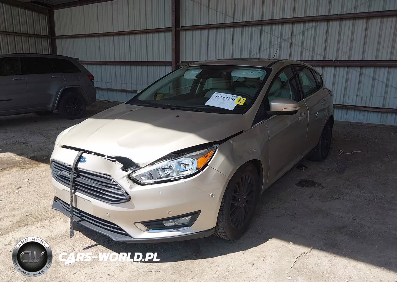 2017 Ford Focus Titanium VIN:1FADP3N25HL240461 - 2