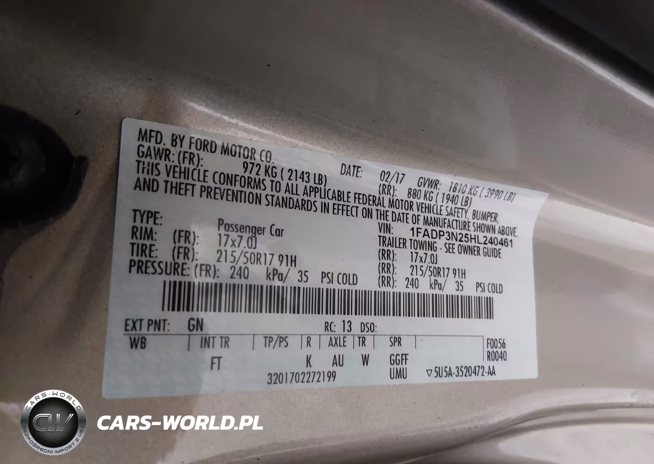 2017 Ford Focus Titanium VIN:1FADP3N25HL240461 - 9