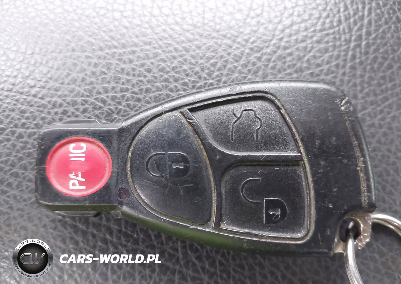 2005 Mercedes-Benz Clk 320 VIN:WDBTK65J45F152880 - 11