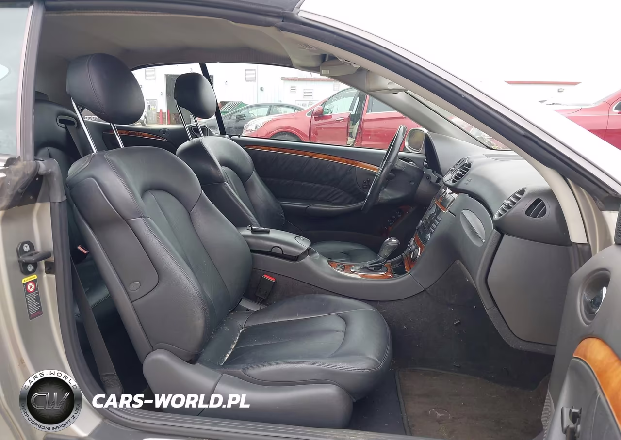 2005 Mercedes-Benz Clk 320 VIN:WDBTK65J45F152880 - 8