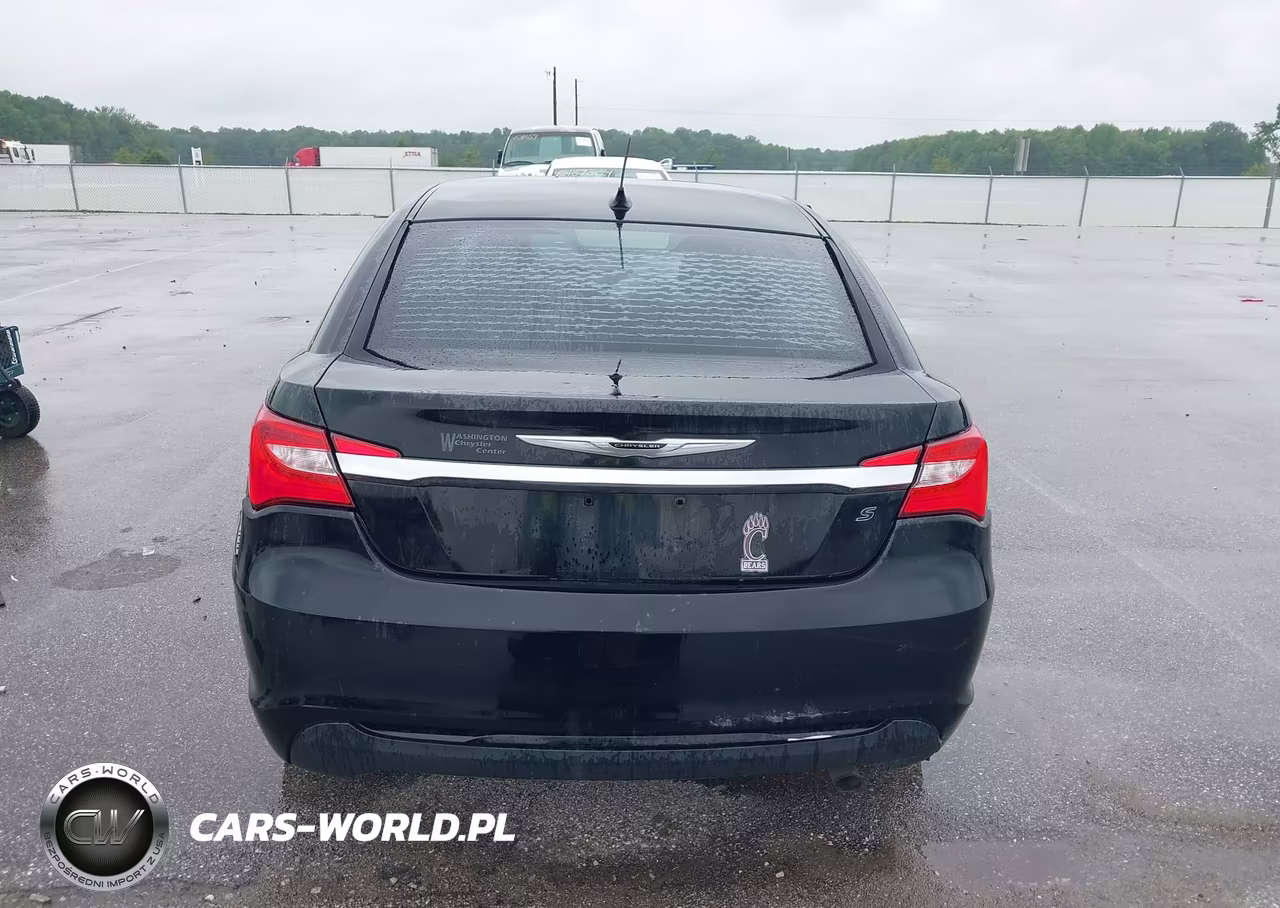 2014 Chrysler 200 Touring VIN:1C3CCBBBXEN198065 - 16