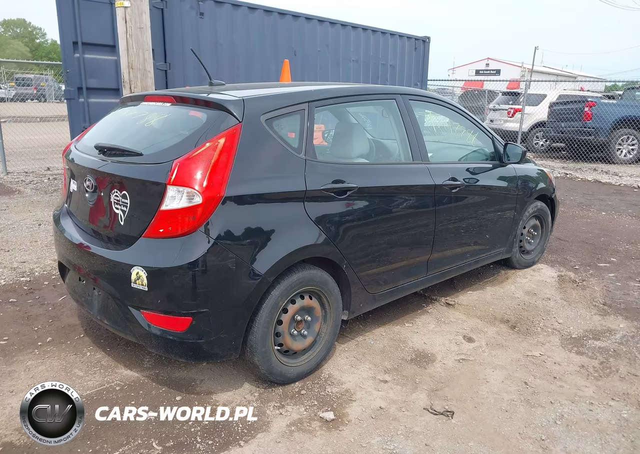 2017 Hyundai Accent Se VIN:KMHCT5AE0HU336064 - 4