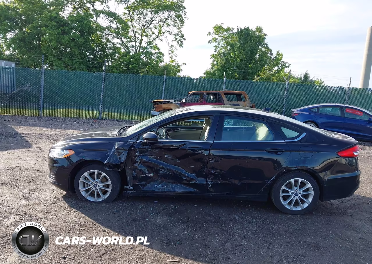 2019 Ford Fusion Hybrid Se VIN:3FA6P0LU3KR222075 - 14