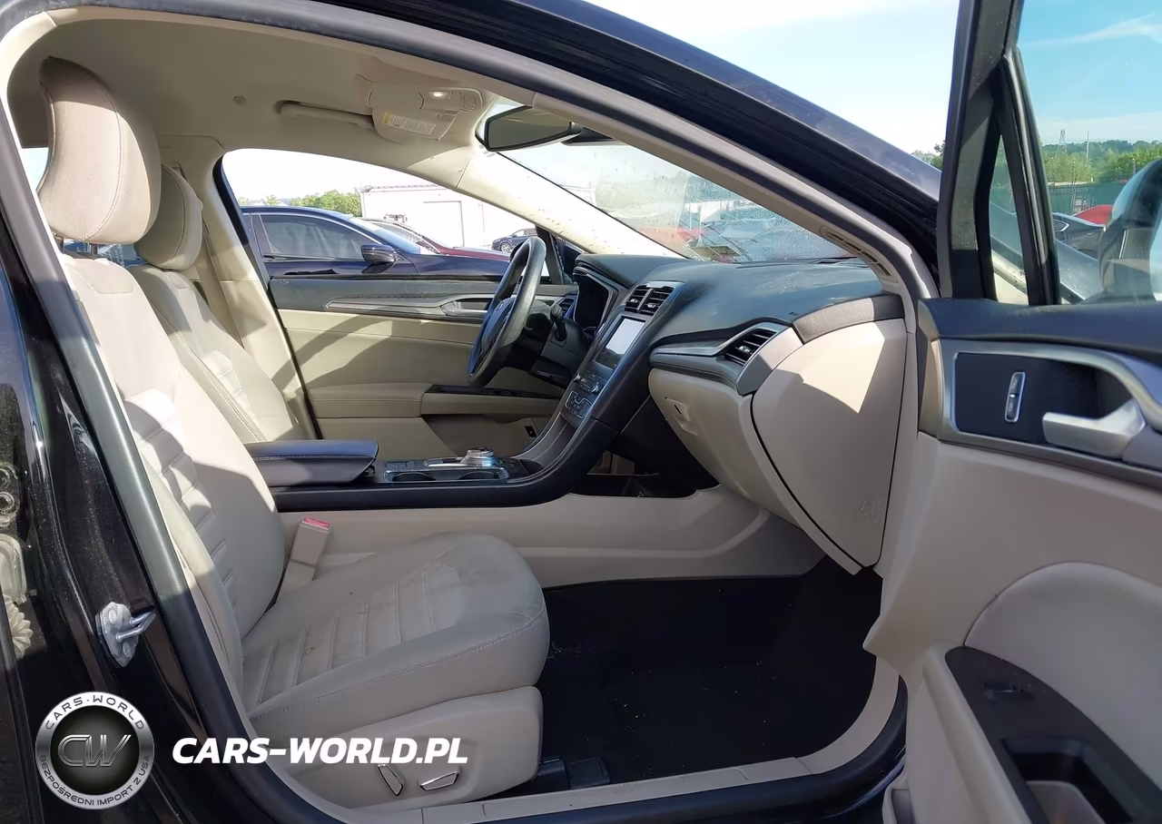 2019 Ford Fusion Hybrid Se VIN:3FA6P0LU3KR222075 - 5