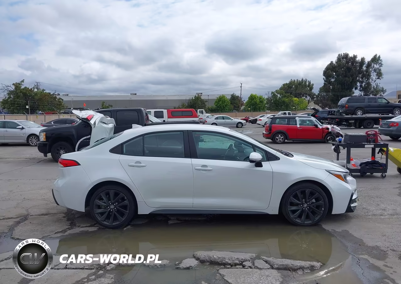 2025 Toyota Corolla Se VIN:5YFS4MCE1SP217688 - 13