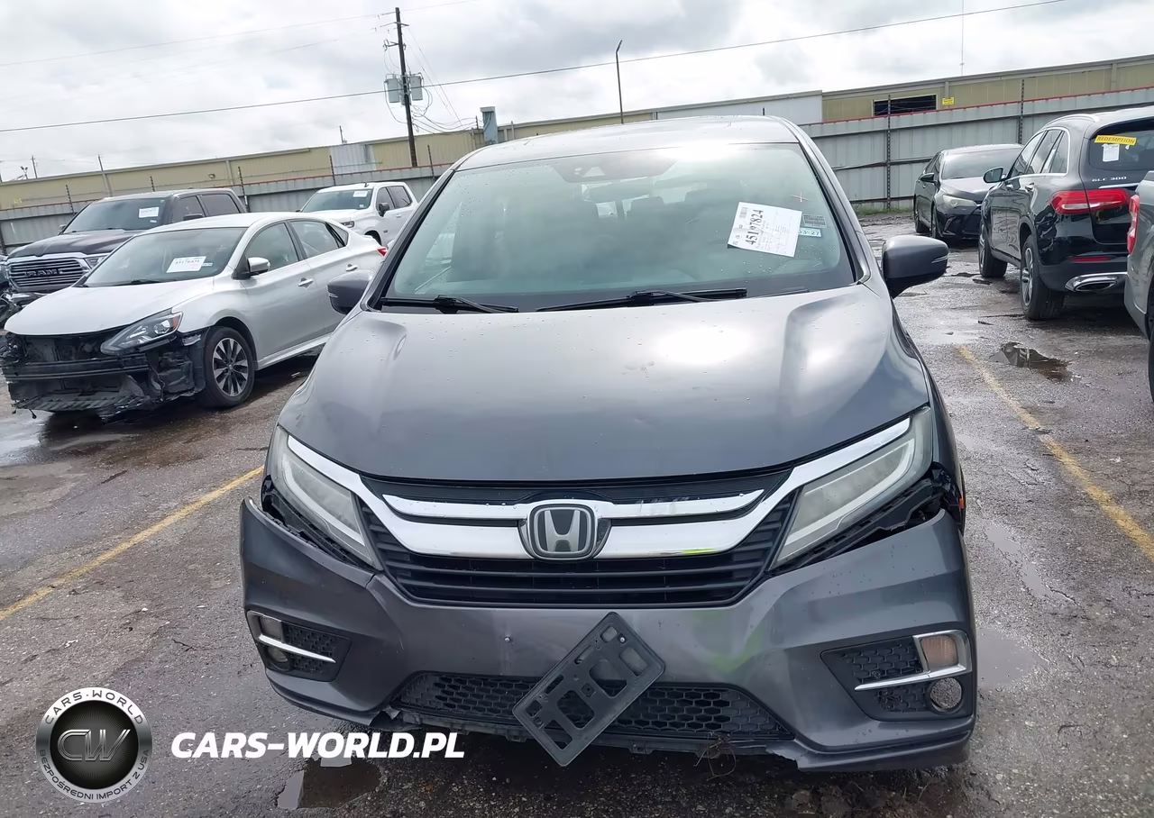 2018 Honda Odyssey Elite VIN:5FNRL6H96JB057651 - 11