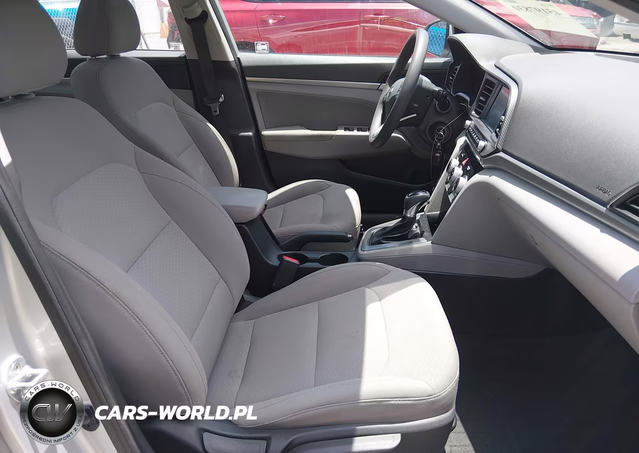 2019 Hyundai Elantra Sel VIN:5NPD84LF1KH426626 - 5