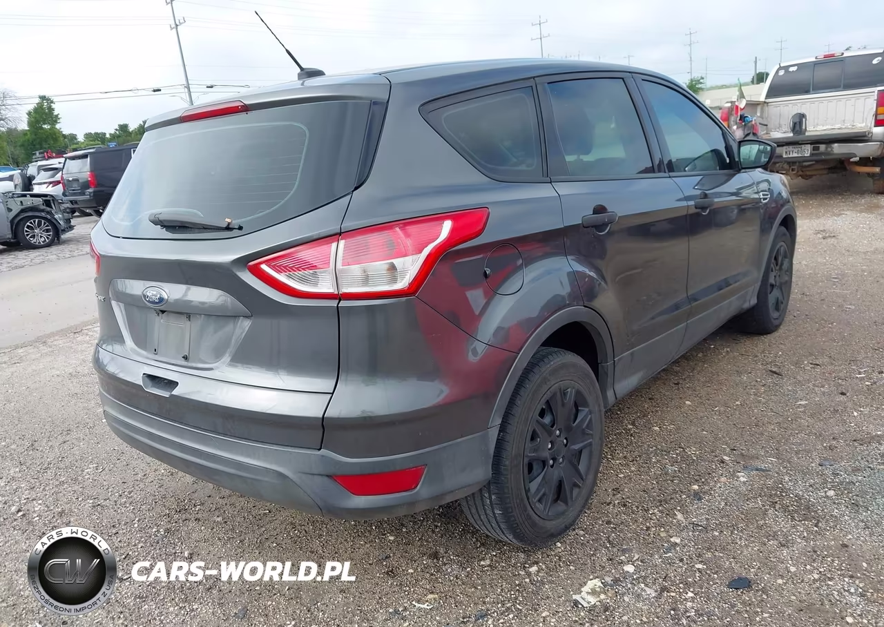 2015 Ford Escape S VIN:1FMCU0F79FUB93283 - 4