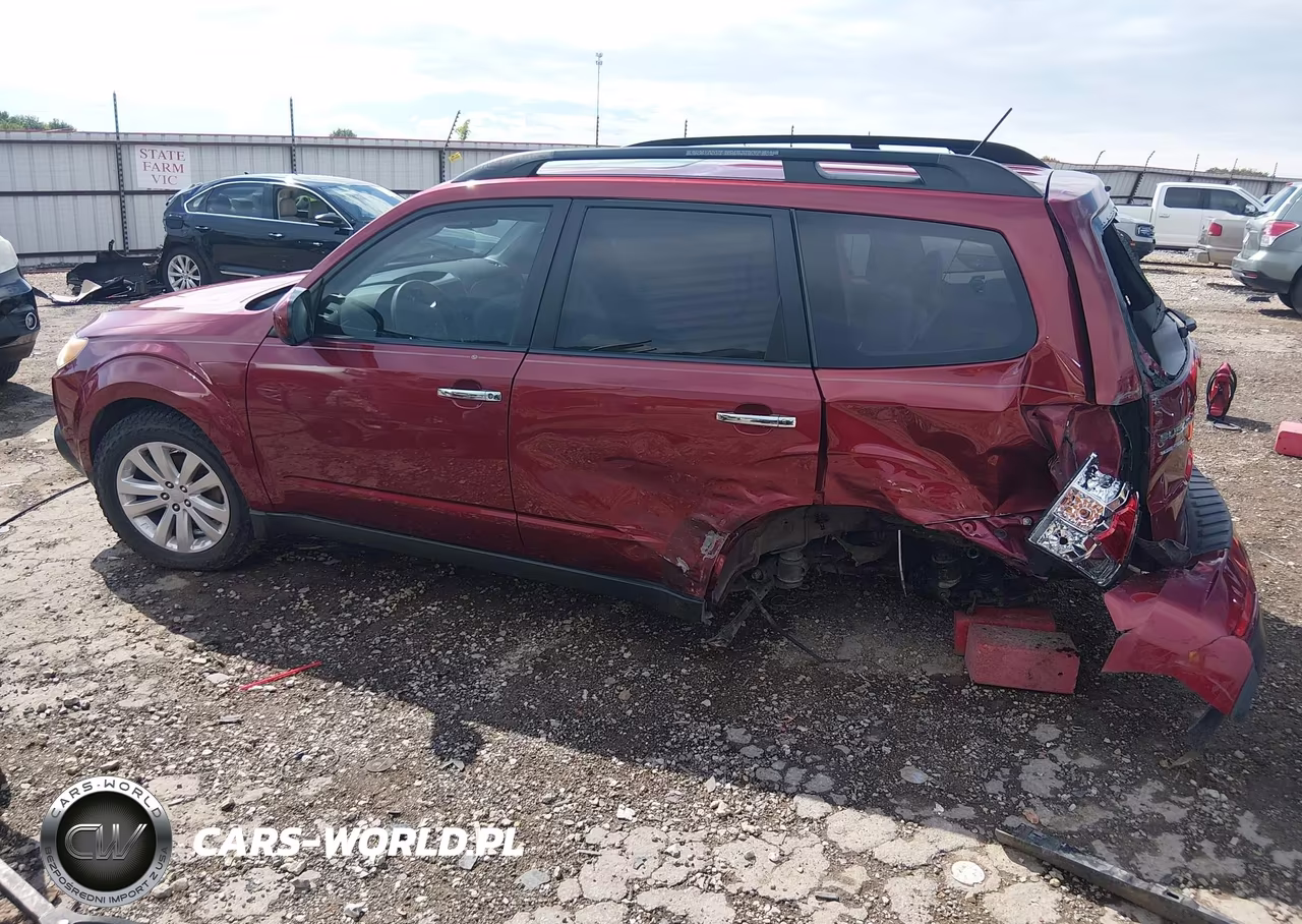 2012 Subaru Forester 2.5X Premium VIN:JF2SHBDC2CH460611 - 15