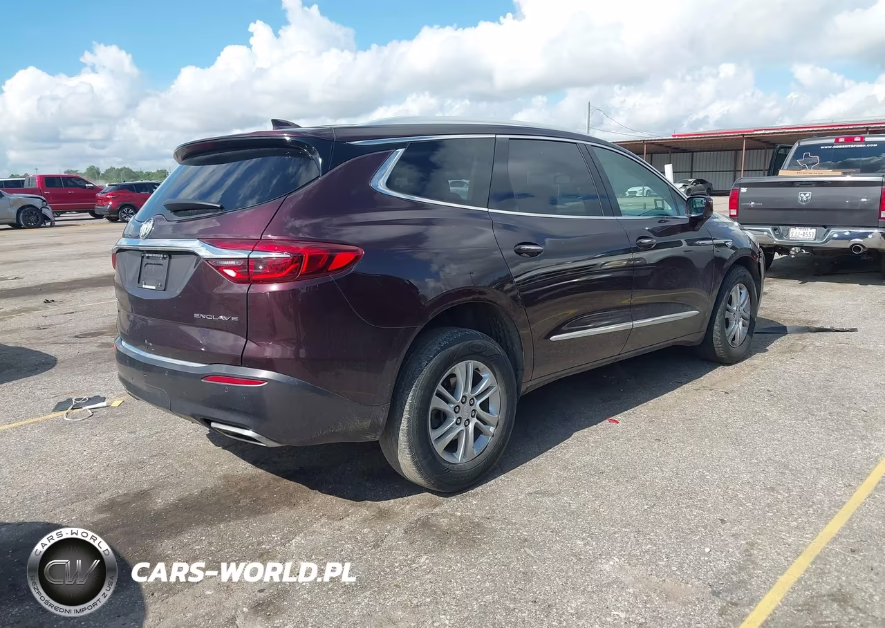 2018 Buick Enclave Essence VIN:5GAERBKW0JJ284753 - 4