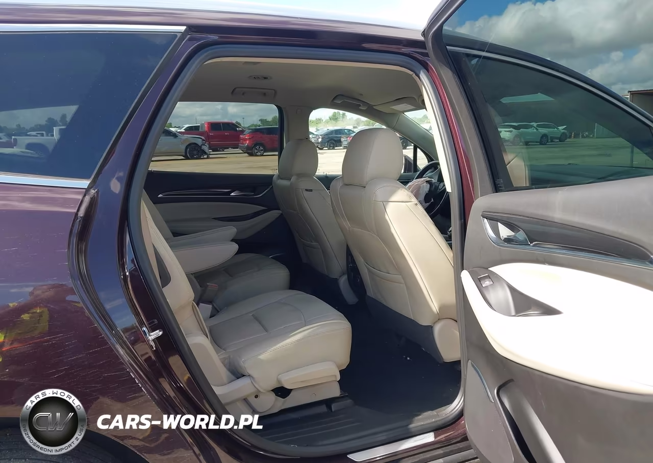 2018 Buick Enclave Essence VIN:5GAERBKW0JJ284753 - 8