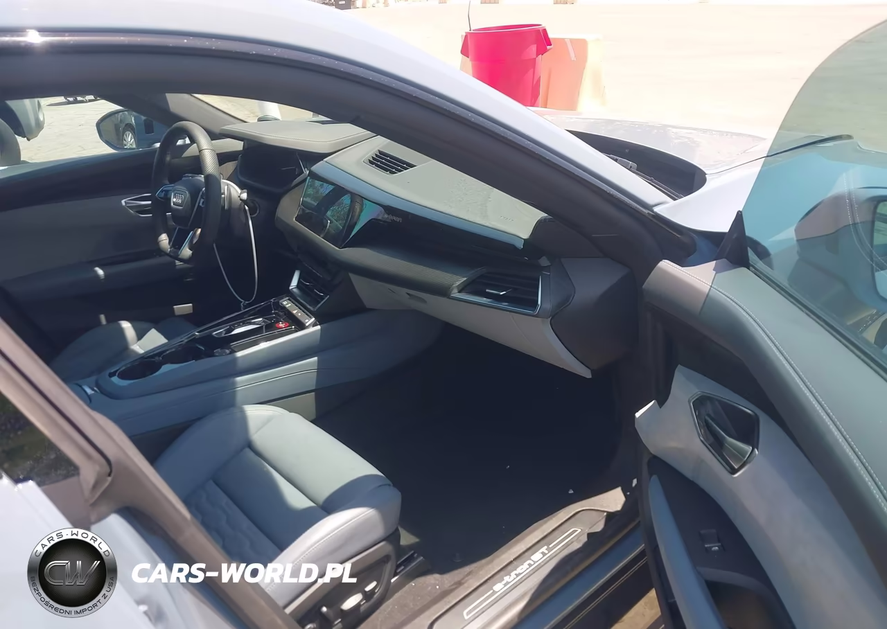 2024 Audi E-Tron Gt Premium Plus Quattro VIN:WAUFJBFW1R7004641 - 5