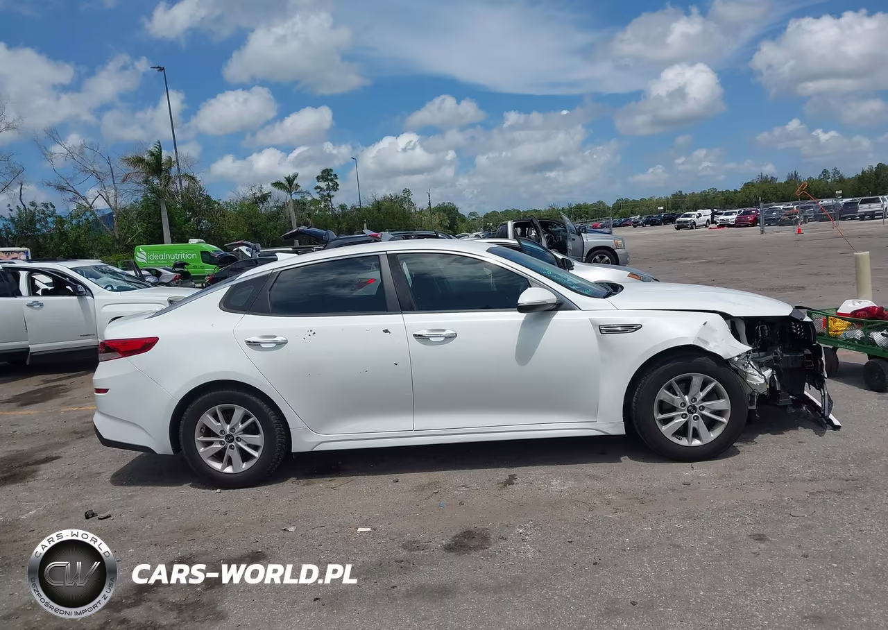 2019 Kia Optima Lx VIN:5XXGT4L39KG280988 - 14