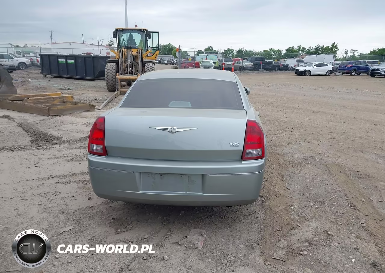 2005 Chrysler 300 Touring VIN:2C3AA53G35H508686 - 16