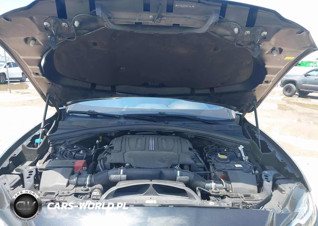 2017 Jaguar F-Pace S VIN:SADCM2BV3HA099526 - 10