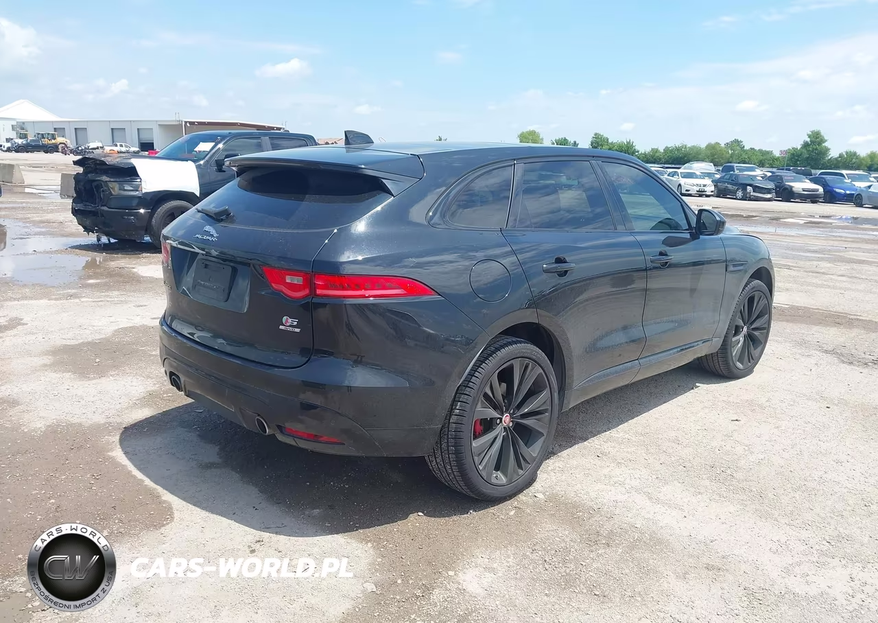 2017 Jaguar F-Pace S VIN:SADCM2BV3HA099526 - 4