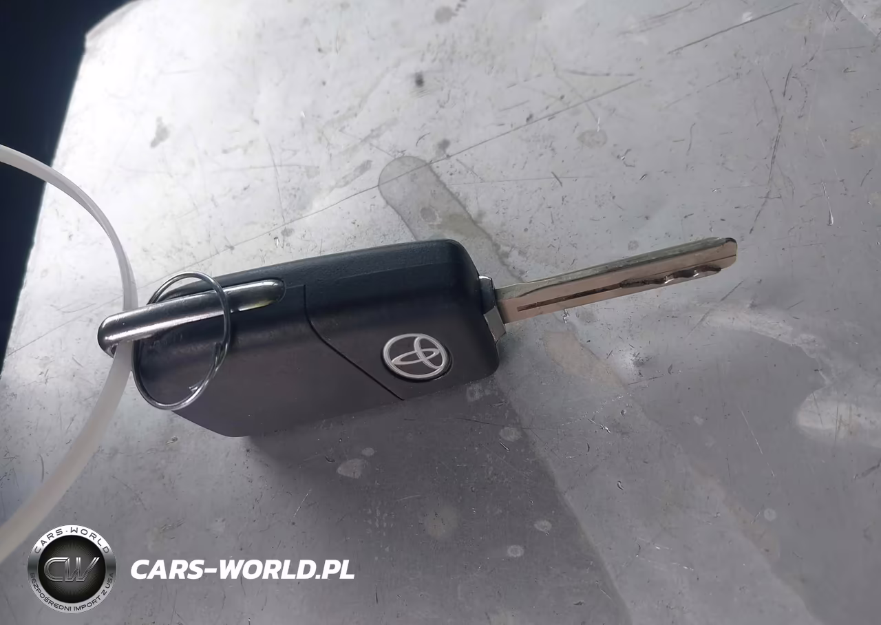 2020 Toyota Camry Se VIN:4T1G11AK8LU378996 - 11
