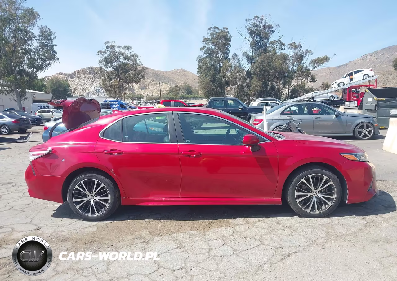2020 Toyota Camry Se VIN:4T1G11AK8LU378996 - 13